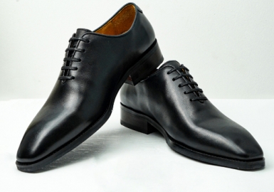Mr.Din bật mí mẹo ngăn mùi khó chịu cho đôi chân của bạn khi mang giày bít